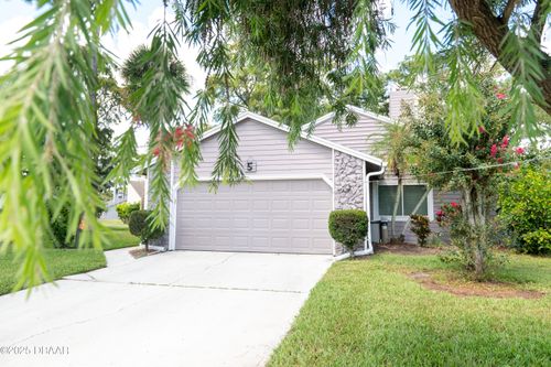5 Skimmer Cir, DAYTONA BEACH, FL, 32119-8304 | Card Image