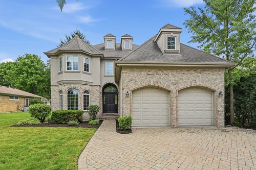 5705 S Elm St, Hinsdale, IL, 60521-5070 | Card Image