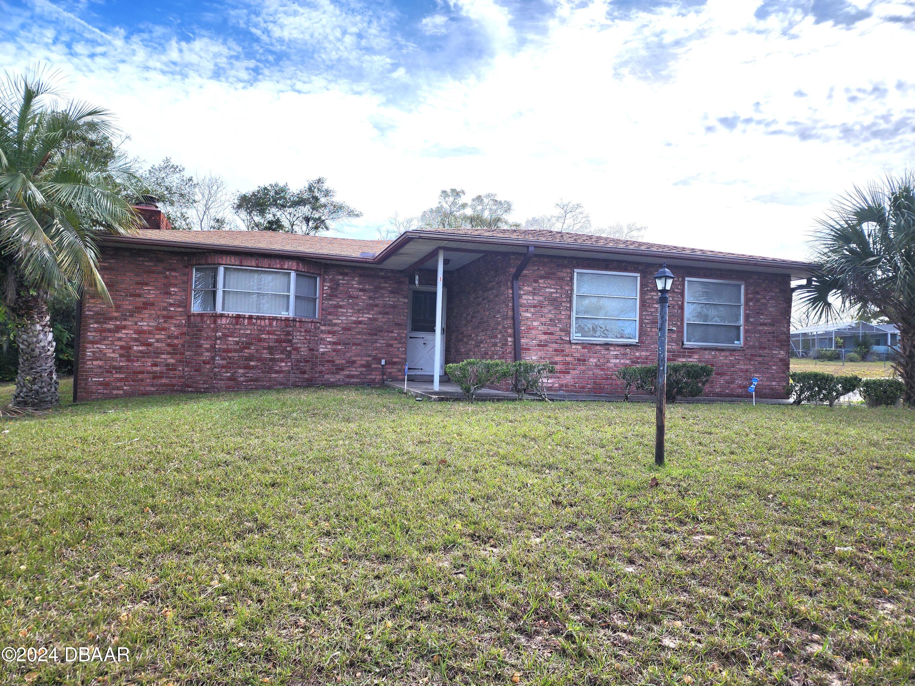 Clear Ln, Ocala, FL 34472