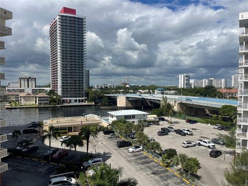 707-1825 S Ocean Dr, Hallandale Beach, FL, 33009-4950 | Card Image
