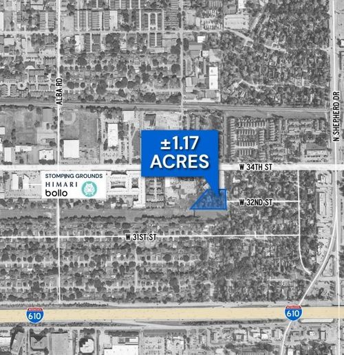 824 & 828 W 32nd St, Houston, TX, 77018-7504 | Card Image