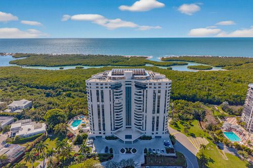 201-6001 Pelican Bay Boulevard, NAPLES, FL, 34108 | Card Image