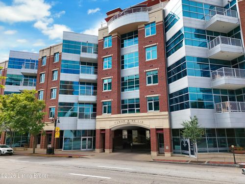 313-324 E Main St, Louisville, KY, 40202-1285 | Card Image
