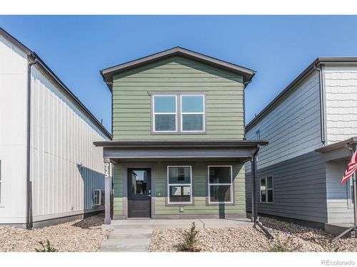 955 Trumpet Ln, Windsor, CO, 80550-4074 | Card Image