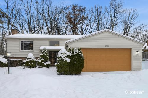 1706 Autumn Ln, Lansing, MI, 48912-4504 | Card Image
