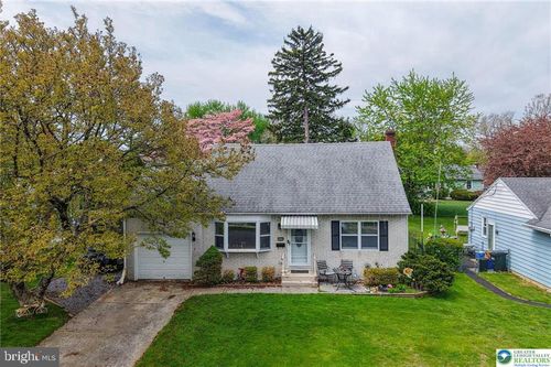 3033 Mission Road, Bethlehem, PA, 18017 | Card Image