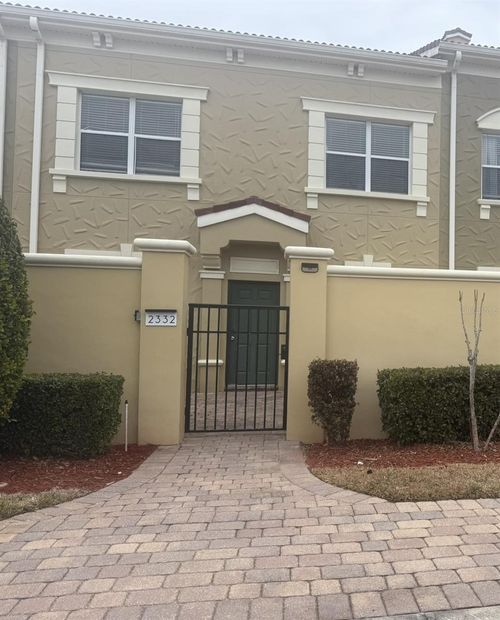 2332 Bella Vista Dr, DAVENPORT, FL, 33897-3672 | Card Image