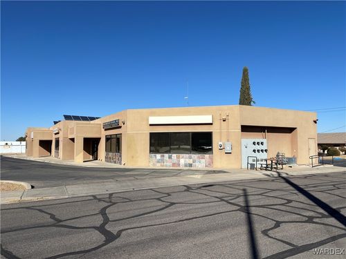 104-2002 N Stockton Hill Rd, Kingman, AZ, 86401-4698 | Card Image