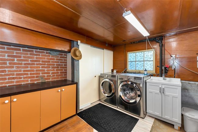 1867 Feltham Rd, House other with 2 bedrooms, 1 bathrooms and 1 parking in Saanich BC | Image 18