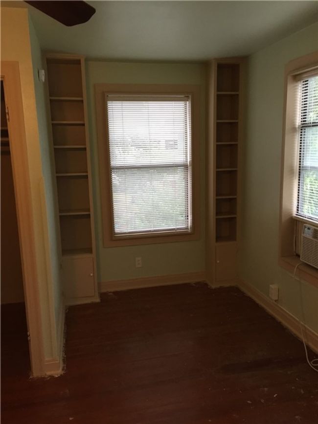 B - 611 W 37 Th St, House other with 1 bedrooms, 1 bathrooms and 1 parking in Austin TX | Image 6