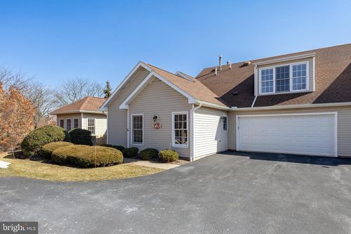 apt-921-3301 Shellers Bnd, State College, PA, 16801-3068 | Card Image