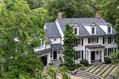 14 Bristol Road, Wellesley, MA, 02481 | Card Image