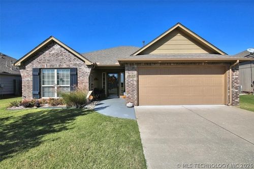 18123 E 43rd Street, Tulsa, OK, 74134 | Card Image