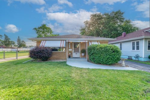 1617 Oakland Ave, Crest Hill, IL, 60403-2459 | Card Image