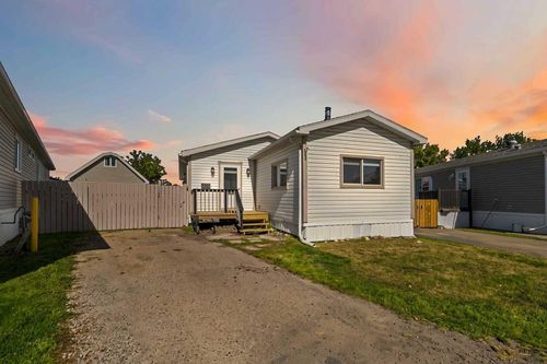 108 Grecian Pl, Fort Mcmurray, AB, T9H2N1 | Card Image