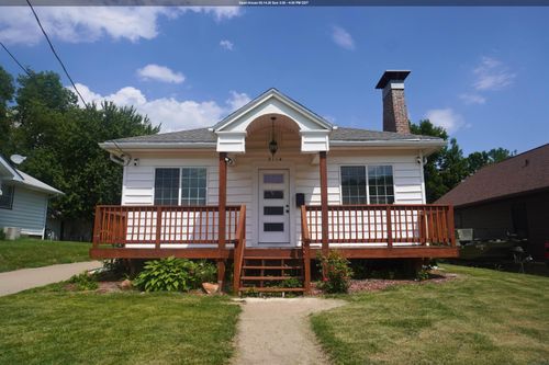 2114 Ross St, Sioux City, IA, 51103-2038 | Card Image