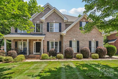 9735 Devonshire Dr, Huntersville, NC, 28078-4861 | Card Image
