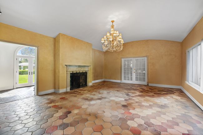 37 Green Acre Ln, House other with 7 bedrooms, 6 bathrooms and null parking in Westport CT | Image 7