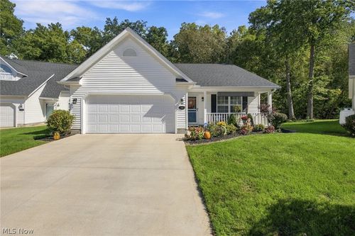 208 Lavender Ln, Madison, OH, 44057-3193 | Card Image