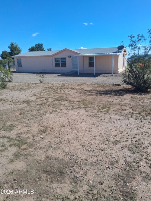 21131 W Dale Ln, Wittmann, AZ, 85361-7900 | Card Image