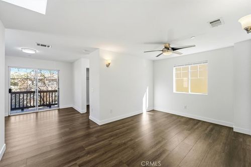 15150 Rayen St, North Hills, CA, 91343 | Card Image