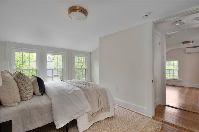 175 Freeman Pkwy, House other with 5 bedrooms, 4 bathrooms and 5 parking in Providence RI | Image 41