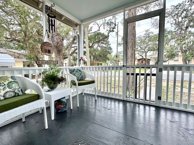 12409 Live Oak St, House other with 2 bedrooms, 1 bathrooms and 1 parking in CEDAR KEY FL | Image 7