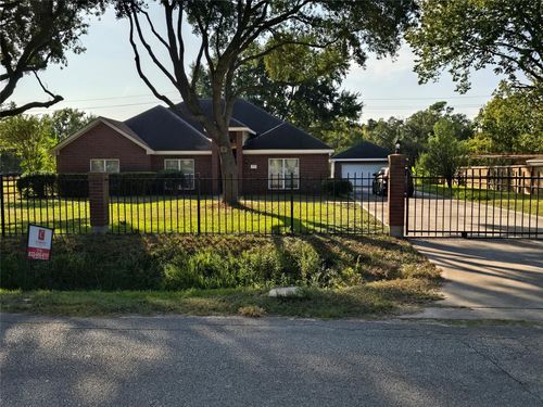 11207 Iberia Dr, Houston, TX, 77065-2818 | Card Image