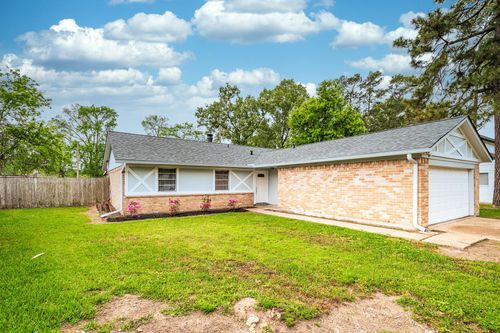 318 Blue Tail Dr, Huffman, TX, 77336-2800 | Card Image