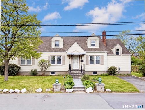 26 Sention Ave, Norwalk, CT, 06850-3209 | Card Image