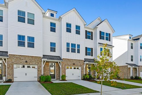9413 Sun Fountain Dr, Summerville, SC, 29485-9264 | Card Image
