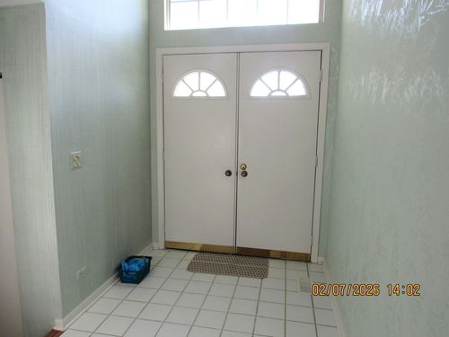 718 Sturnbridge Ln, Schaumburg, IL, 60173-5930 | Card Image