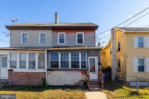 807 N 2nd St, MILLVILLE, NJ, 08332-3015 | Card Image