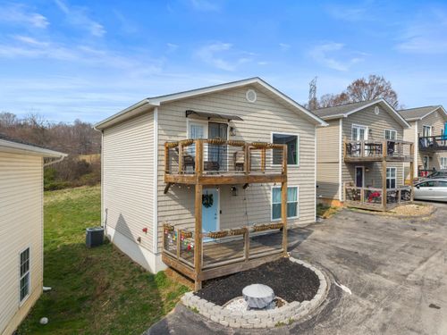 196 Roberts Rdg, Rutledge, TN, 37861-5439 | Card Image
