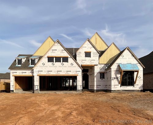 2802 W Van Buren Ct, Broken Arrow, OK, 74011-2098 | Card Image