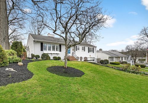 25 Magnolia Rd, Melrose, MA, 02176-3408 | Card Image