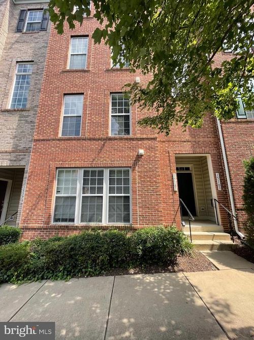 15181 Lancashire Dr, WOODBRIDGE, VA, 22191-4088 | Card Image