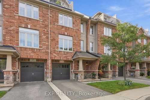 18-5988 Turney Dr, Mississauga, ON, L5M0S5 | Card Image