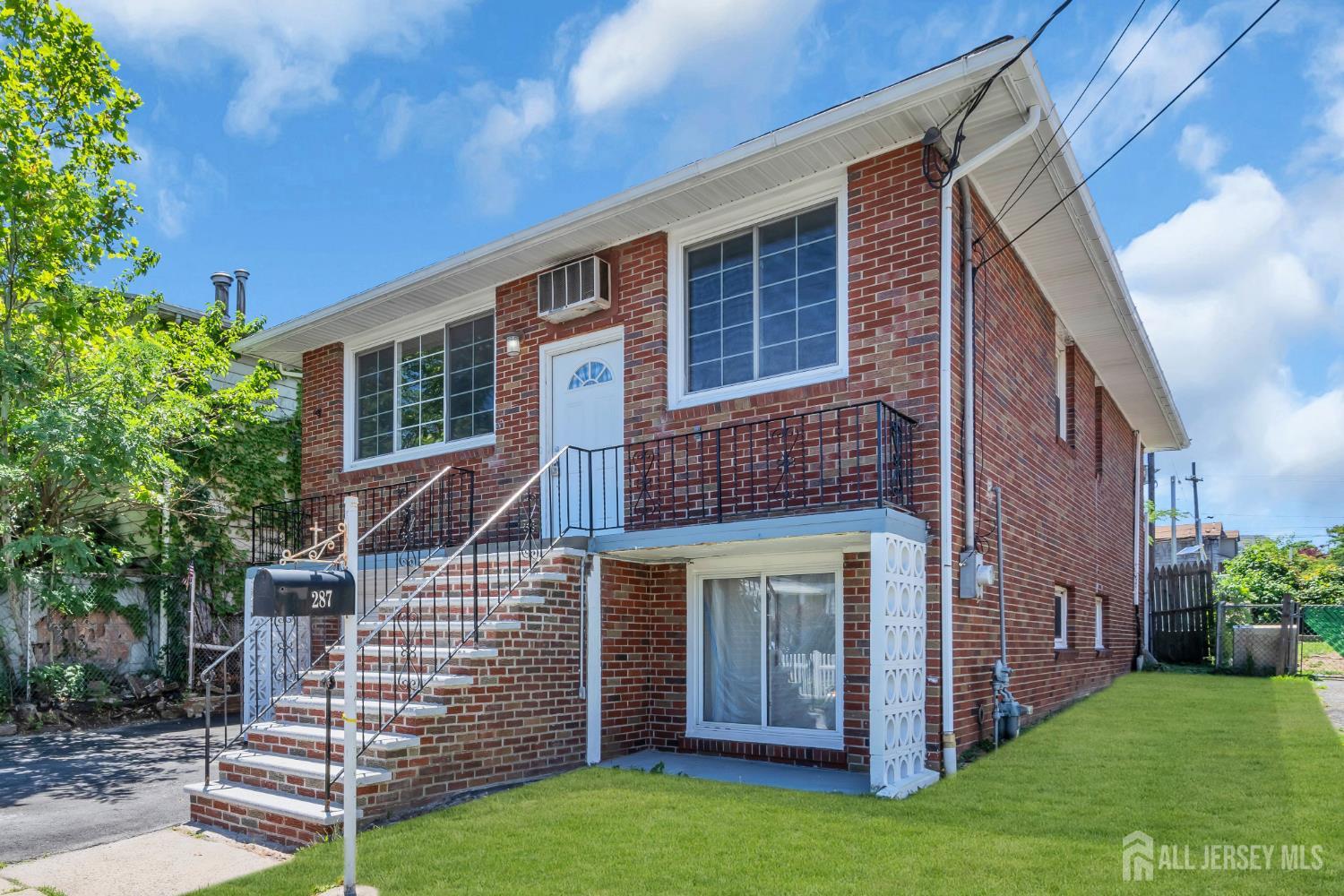 Residential Lease in Woodbridge Proper 3