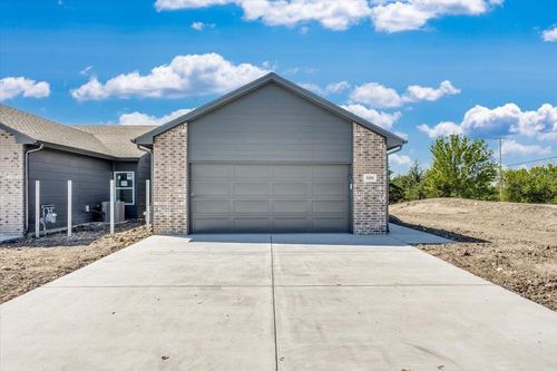 5017 N Fairmount, Wichita, KS, 67219 | Card Image
