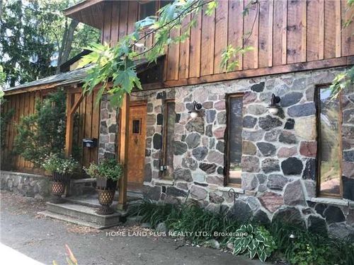 17 Yongehurst Rd, Richmond Hill, ON, L4C3T3 | Card Image