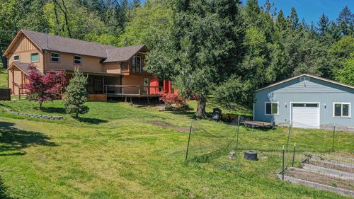 9320 Wagner Creek Rd, Talent, OR, 97540-7799 | Card Image