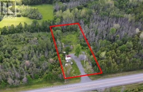 4458 County Rd 15 Road, South Stormont, ON, K0C1R0 | Card Image