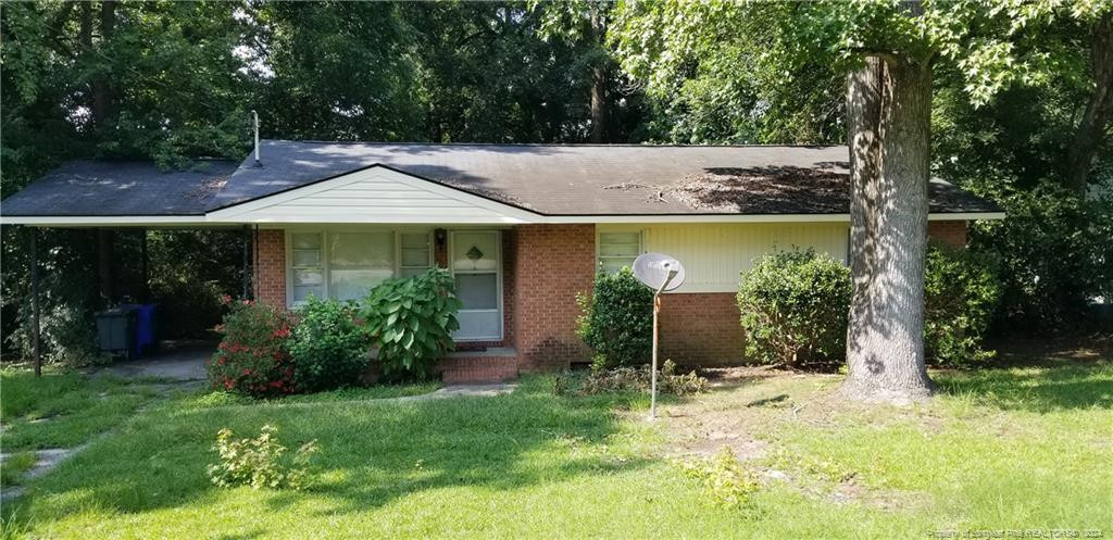 Dahlgren Ave, Fayetteville, NC 28314