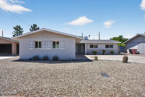 8449 E Jackrabbit Rd, Scottsdale, AZ, 85250-6729 | Card Image