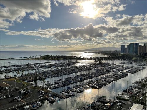 1831-1777 Ala Moana Blvd, Honolulu, HI, 96815-5325 | Card Image
