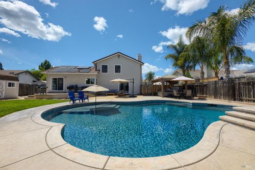 307 Flagstone Ct, Vacaville, CA, 95687-4325 | Card Image