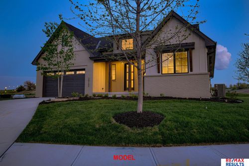 20145 W St, Omaha, NE, 68135 | Card Image