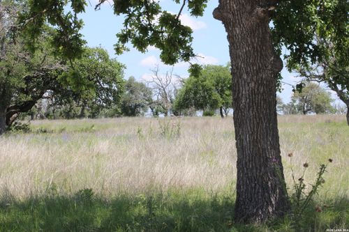 132 Pack Saddle Ln, Fredericksburg, TX, 78624 | Card Image