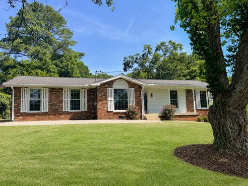 126 Gatone Dr, Hendersonville, TN, 37075-4935 | Card Image